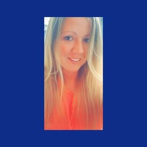 Meet your Posher, Bobbie